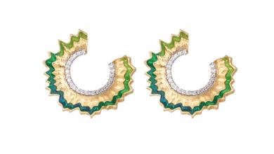 trendy stud earrings